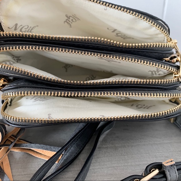 Crossbody Purse Gray With Tassel Zipper Pockets - Picture 2 of 6